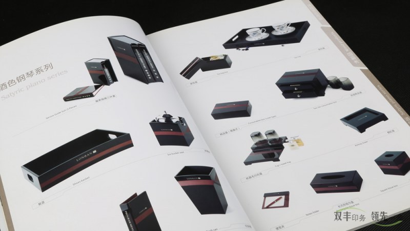 珠光紙企業(yè)畫(huà)冊(cè)印刷的基本特性和印刷后工